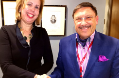Текст към снимката: Максим Бехар и Нанси Гибс, Harvard Kennedy School, 2019
