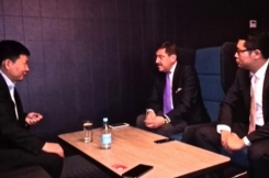 Maxim Behar, associate Board Member of the Bulgarian-Chinese Forum for Investment and Tourism, met in London Richard Yu (left), Chairman of Huawei Device and CEO of Huawei Device Business Group. Photo by personal archive